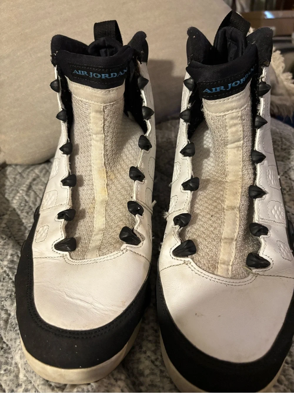 Air Jordan 9 Retro University Blue, style CT8019-140